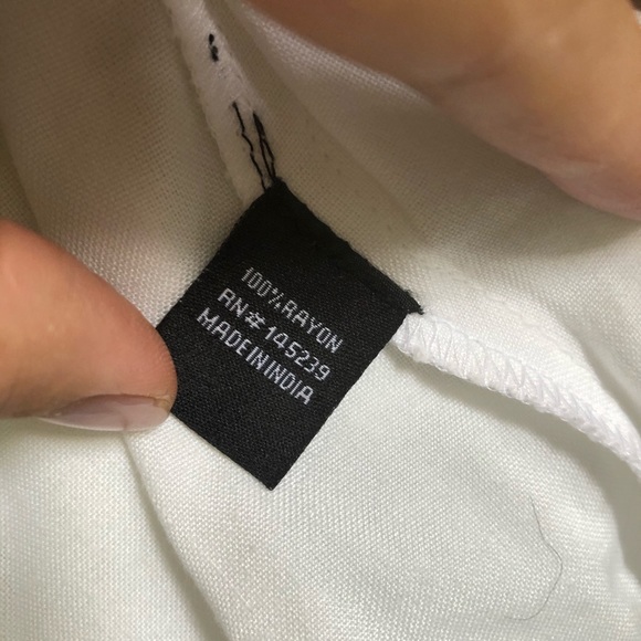 🌞 White Off the Shoulder Top Small - Picture 7 of 7